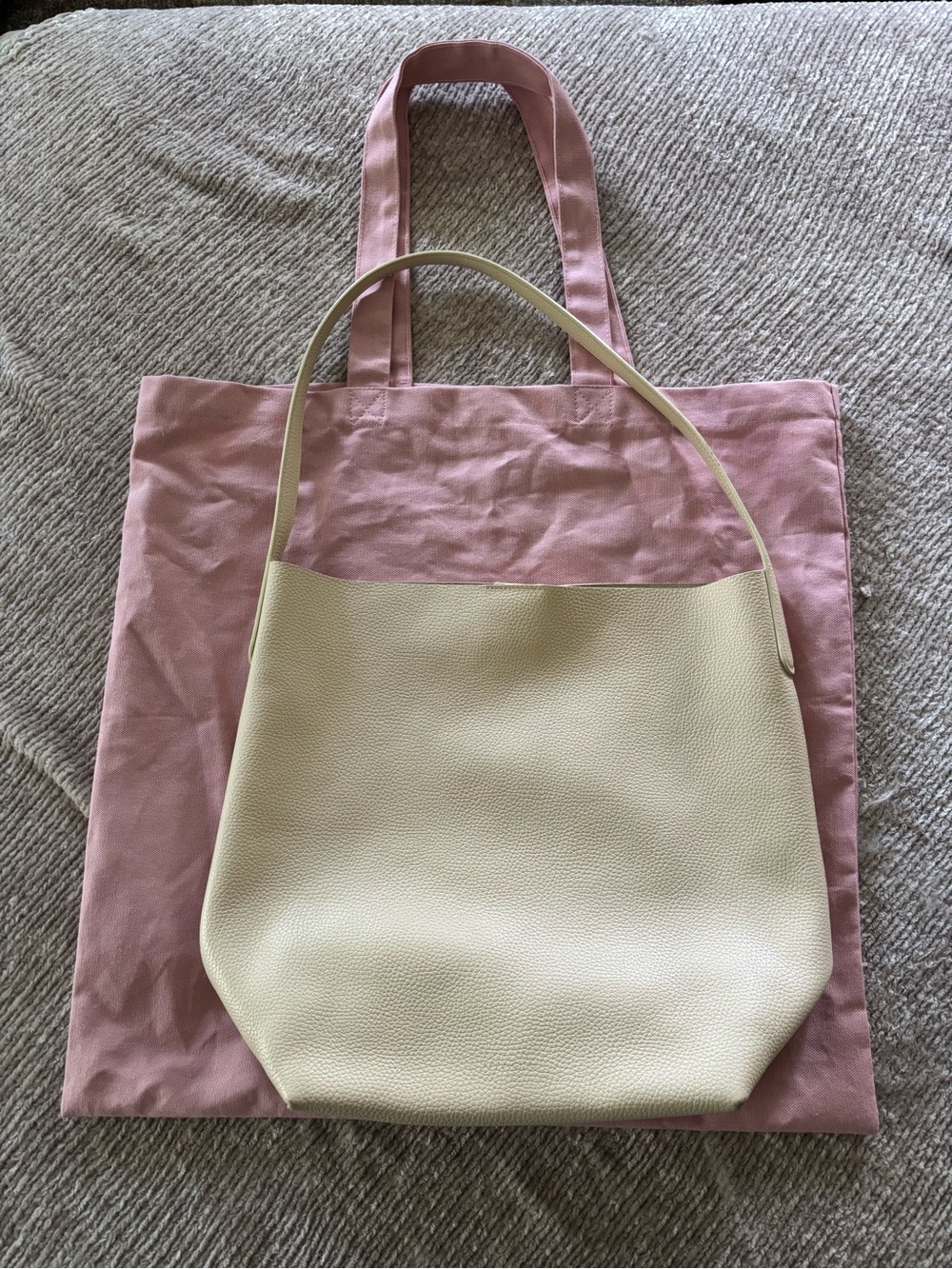 Mansur Gavriel Everyday Cabas
